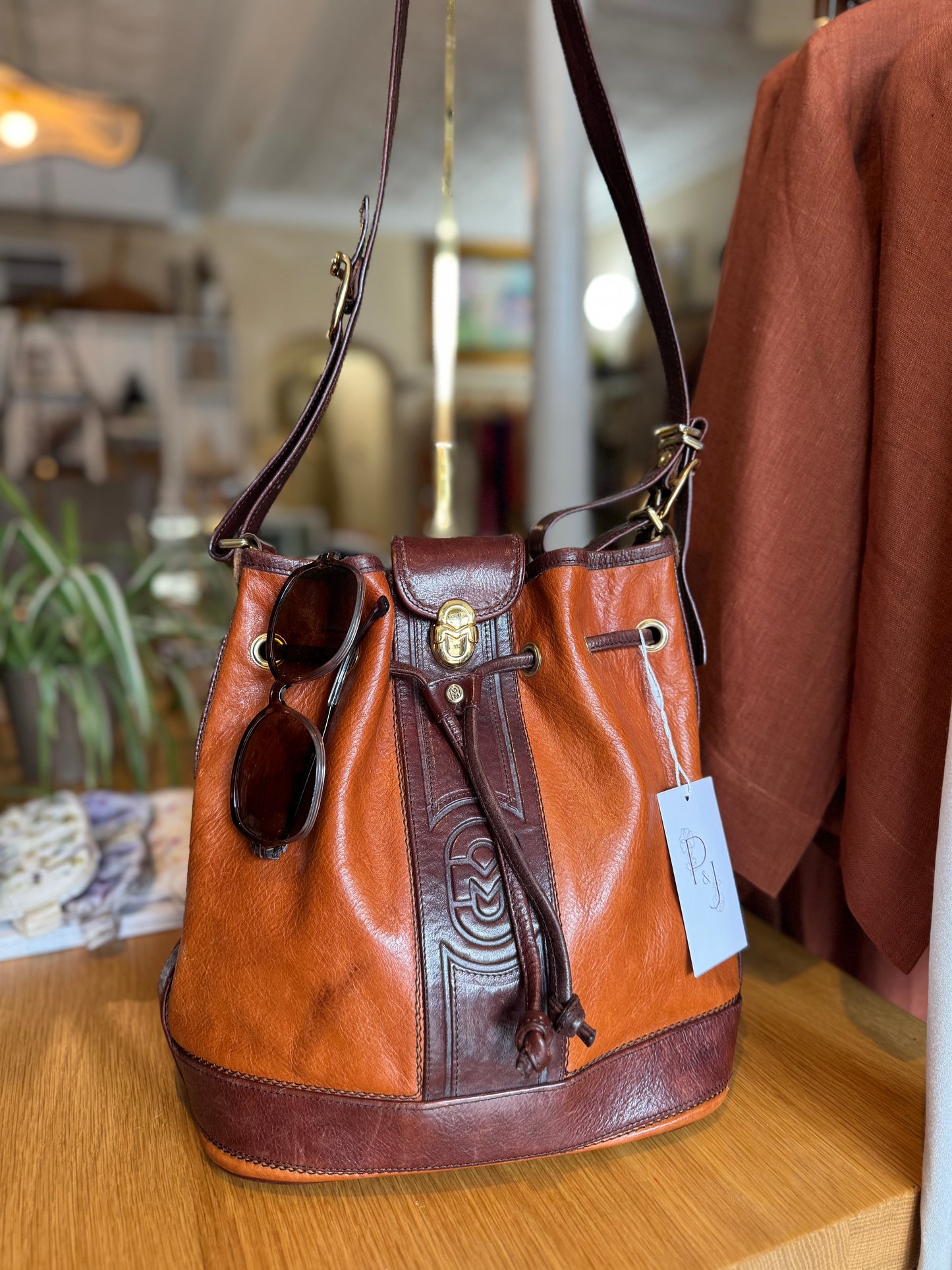 Vintage Marino Orlandi Italian two-toned leather bucket bag