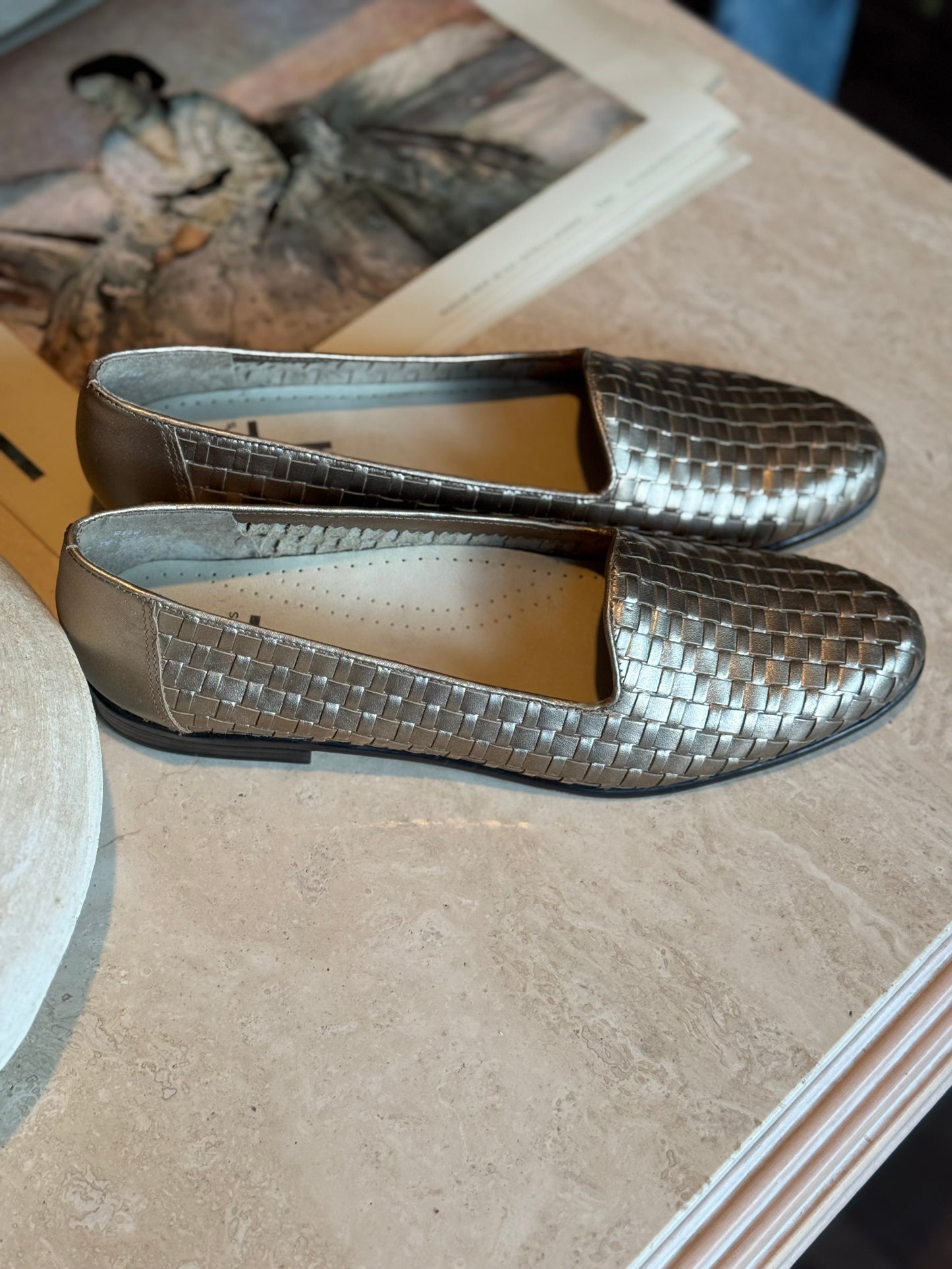 Vintage Trotters metallic woven loafers