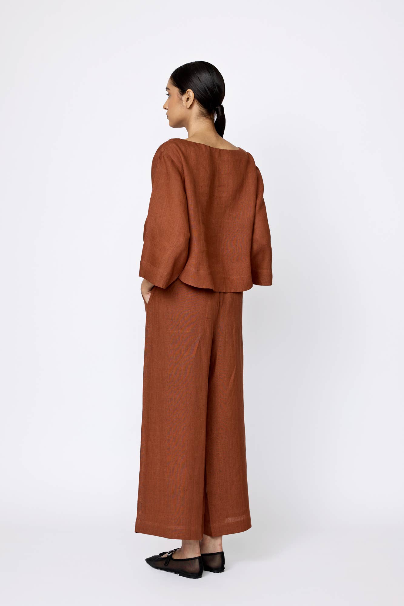 Laude Popover Top in Amber Linen