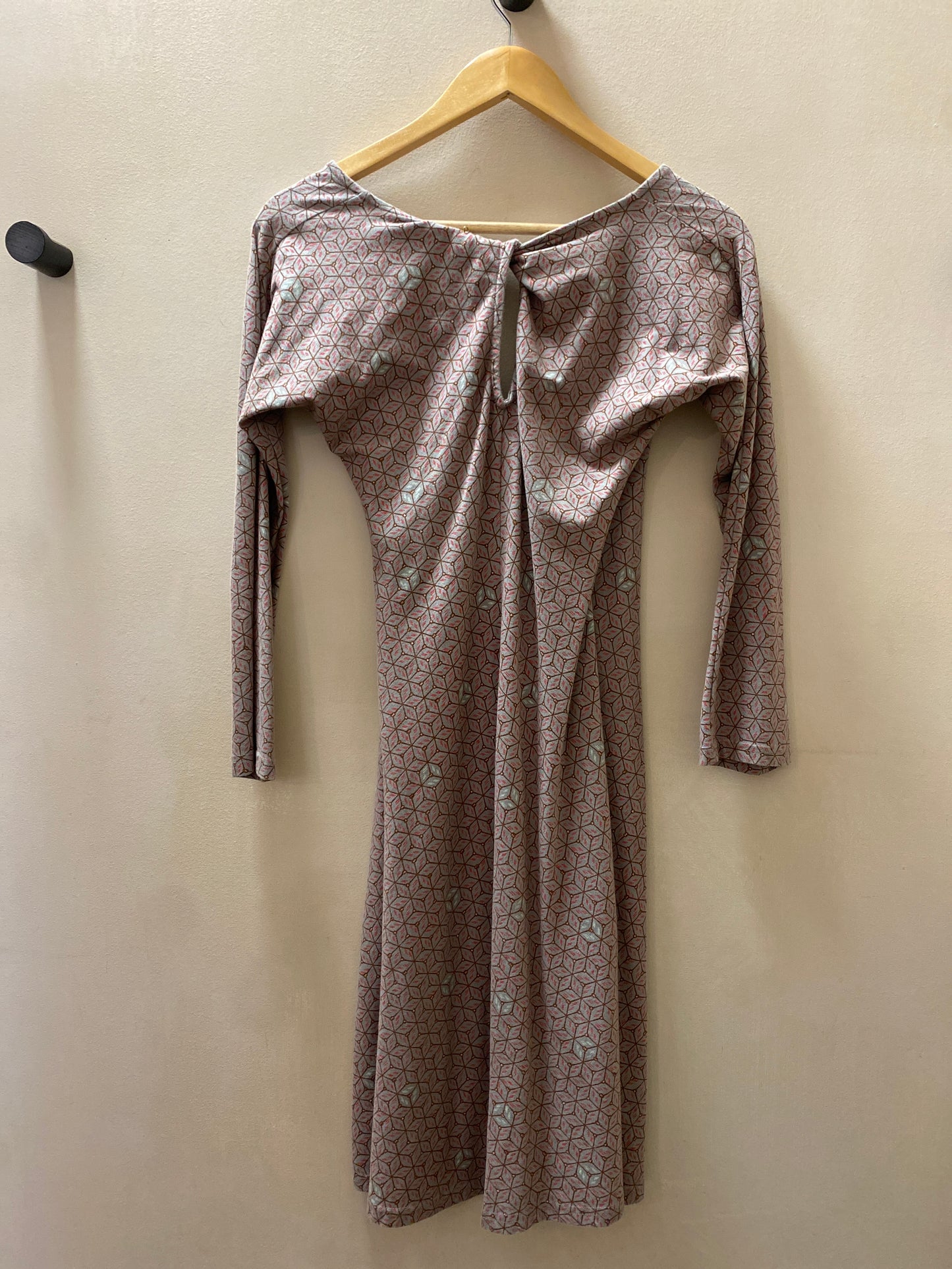 Pre-loved Patagonia Geometric Long Sleeve Dress