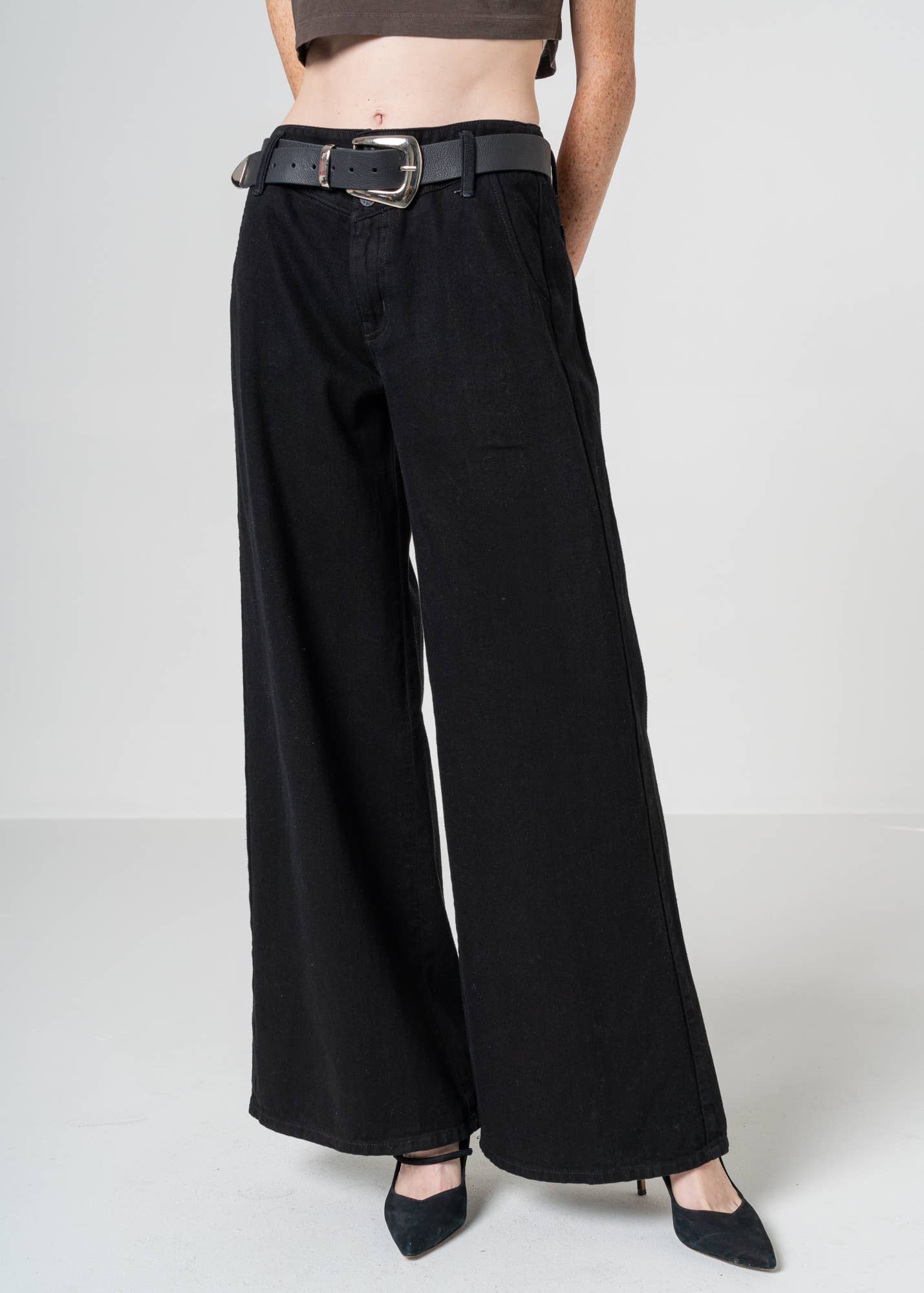 The Athena Wide Leg Jeans by NOEND Denim