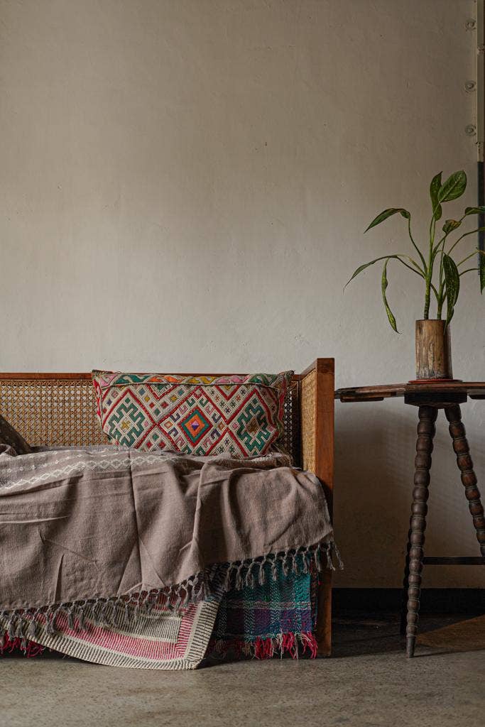 The Annahmol Rustic Linen & Cotton Throw