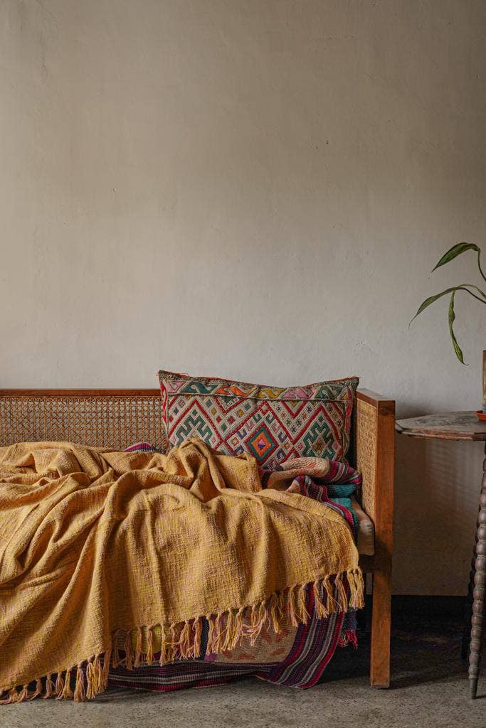 The Annahmol Rustic Linen & Cotton Throw