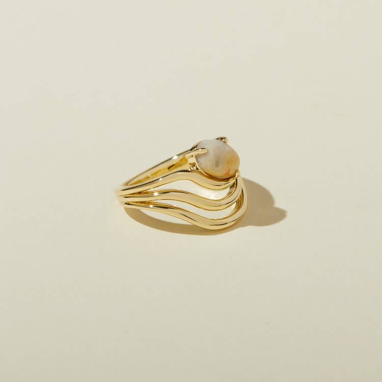 The Sway Ring in Agate