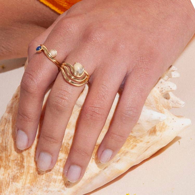 The Sway Ring in Agate