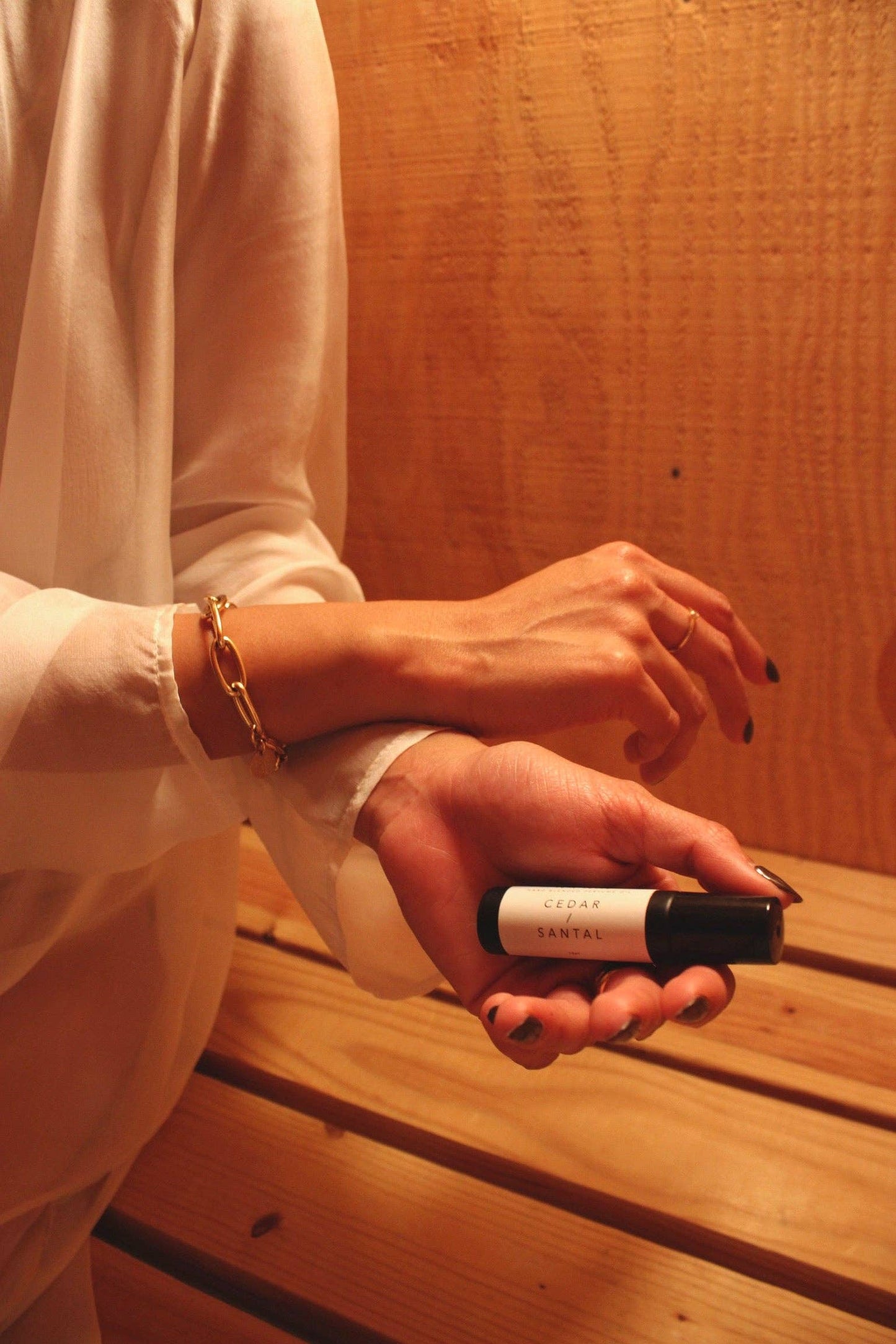 Cedar & Santal Perfume Oil by NA NIN / 10ml