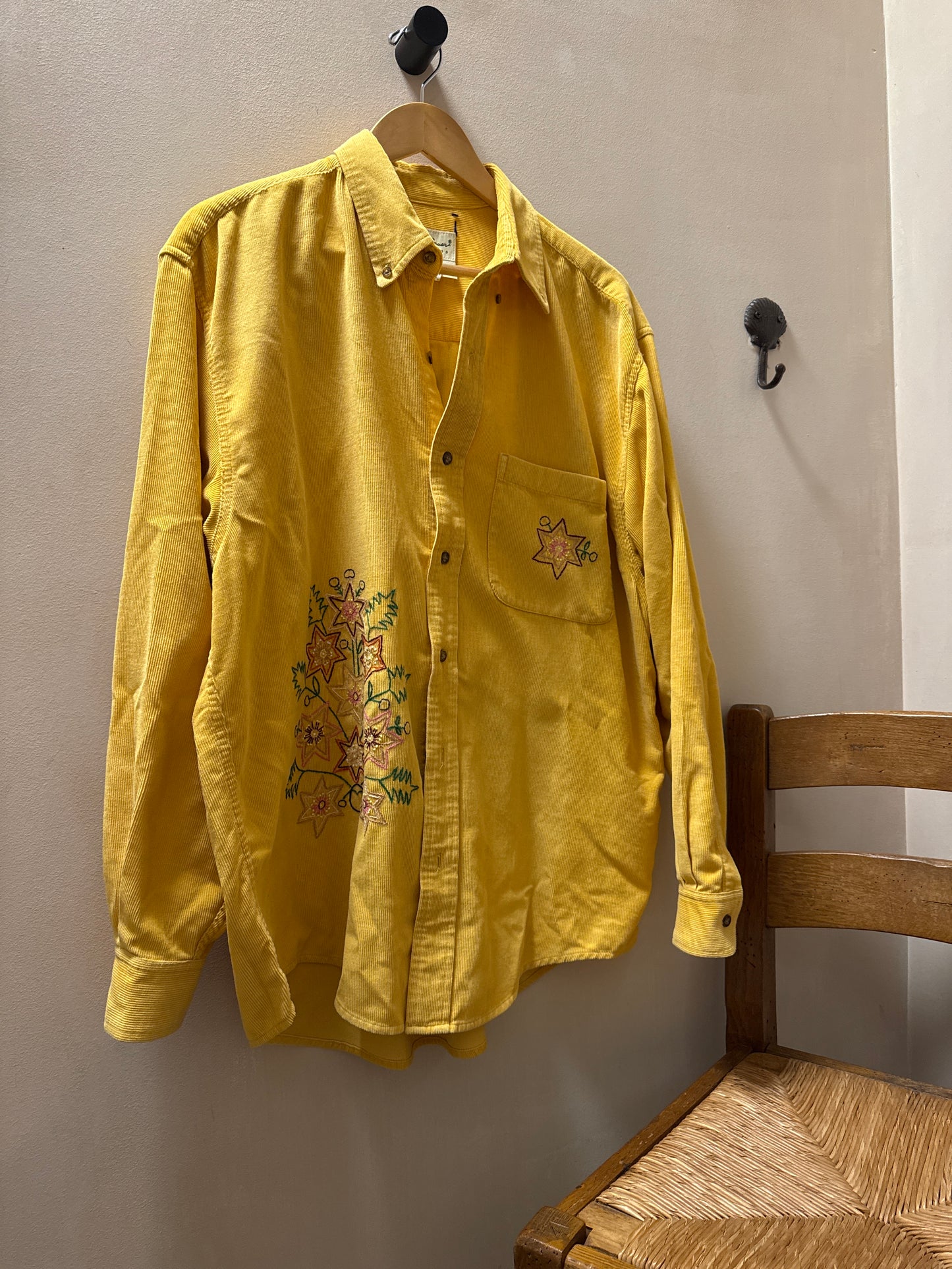 Corduroy embroidered jacket
