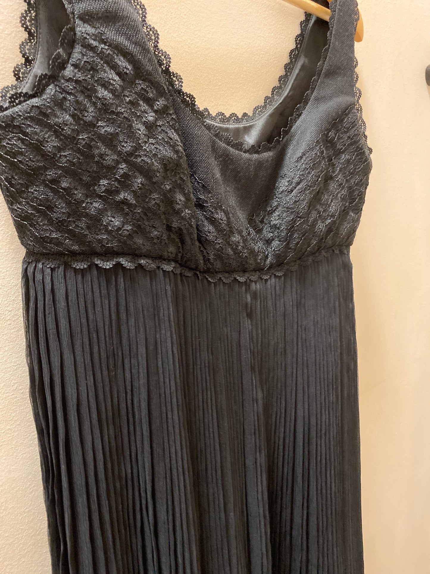 Vintage Shelli Segal Pleated Black Dress
