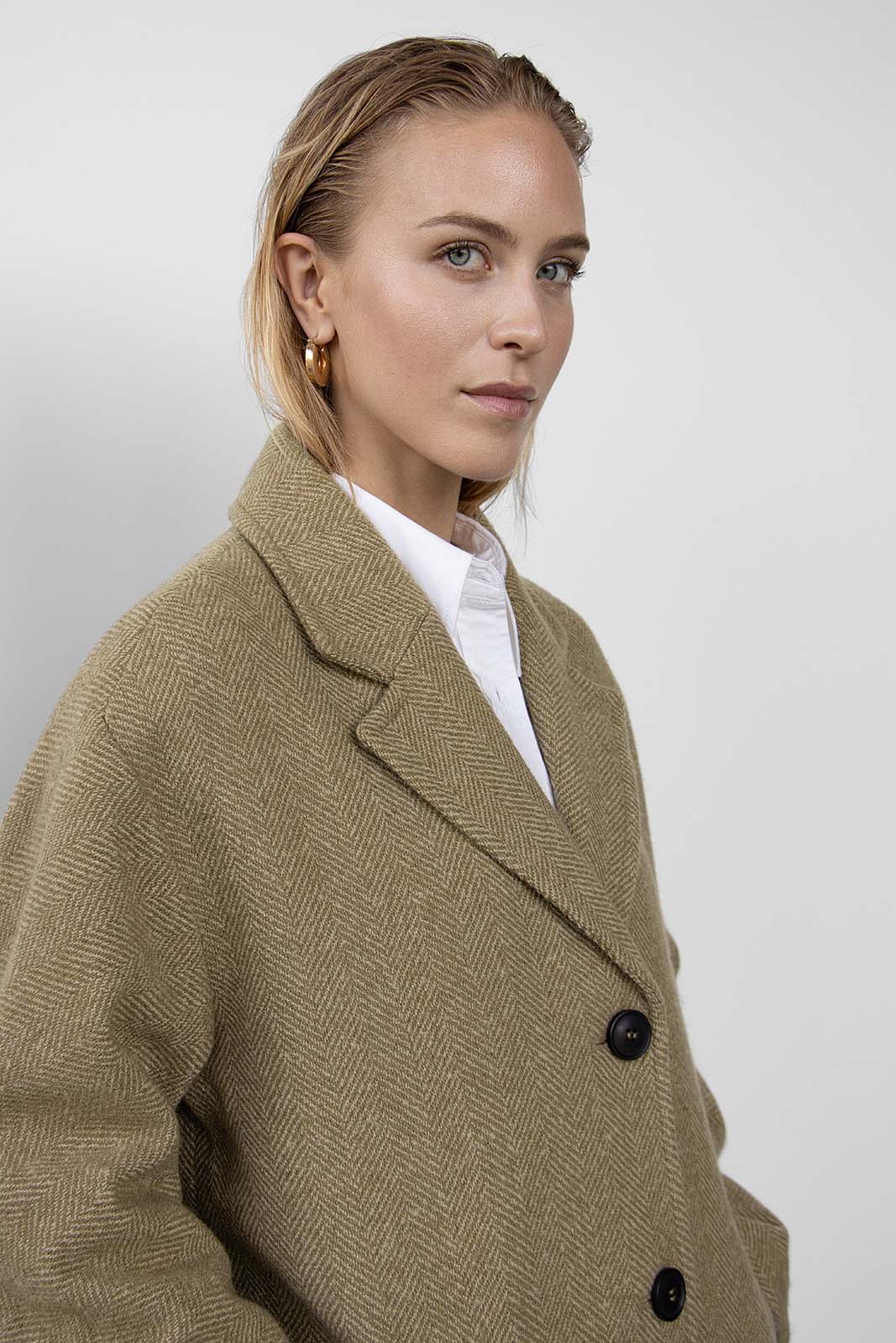 The Isla Wool Coat in Sand