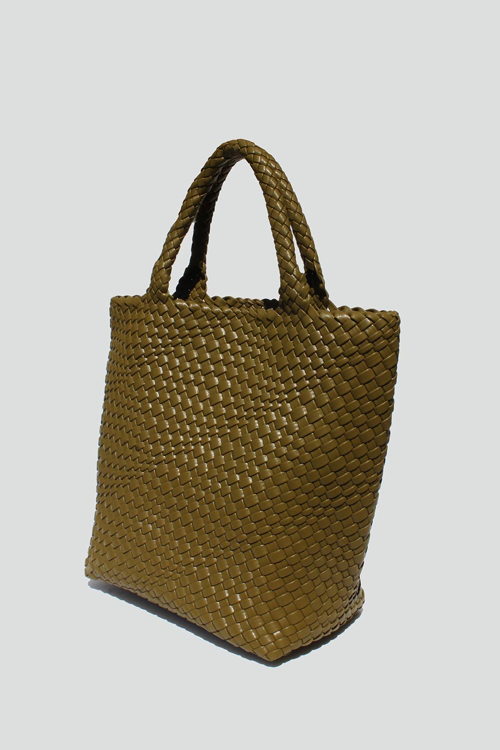 The Ivy Woven Tote in Green