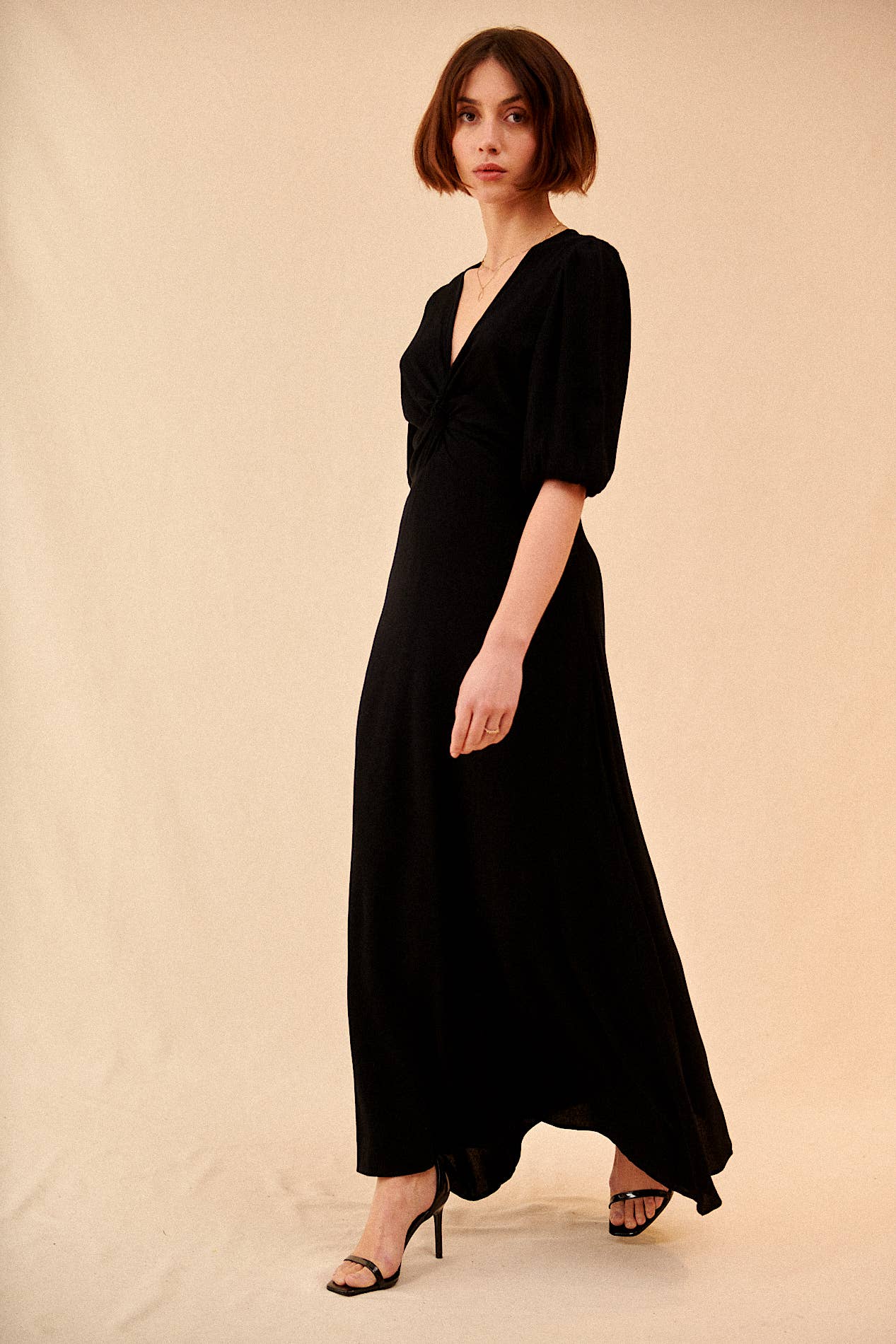 The Salma short sleeve midi dress