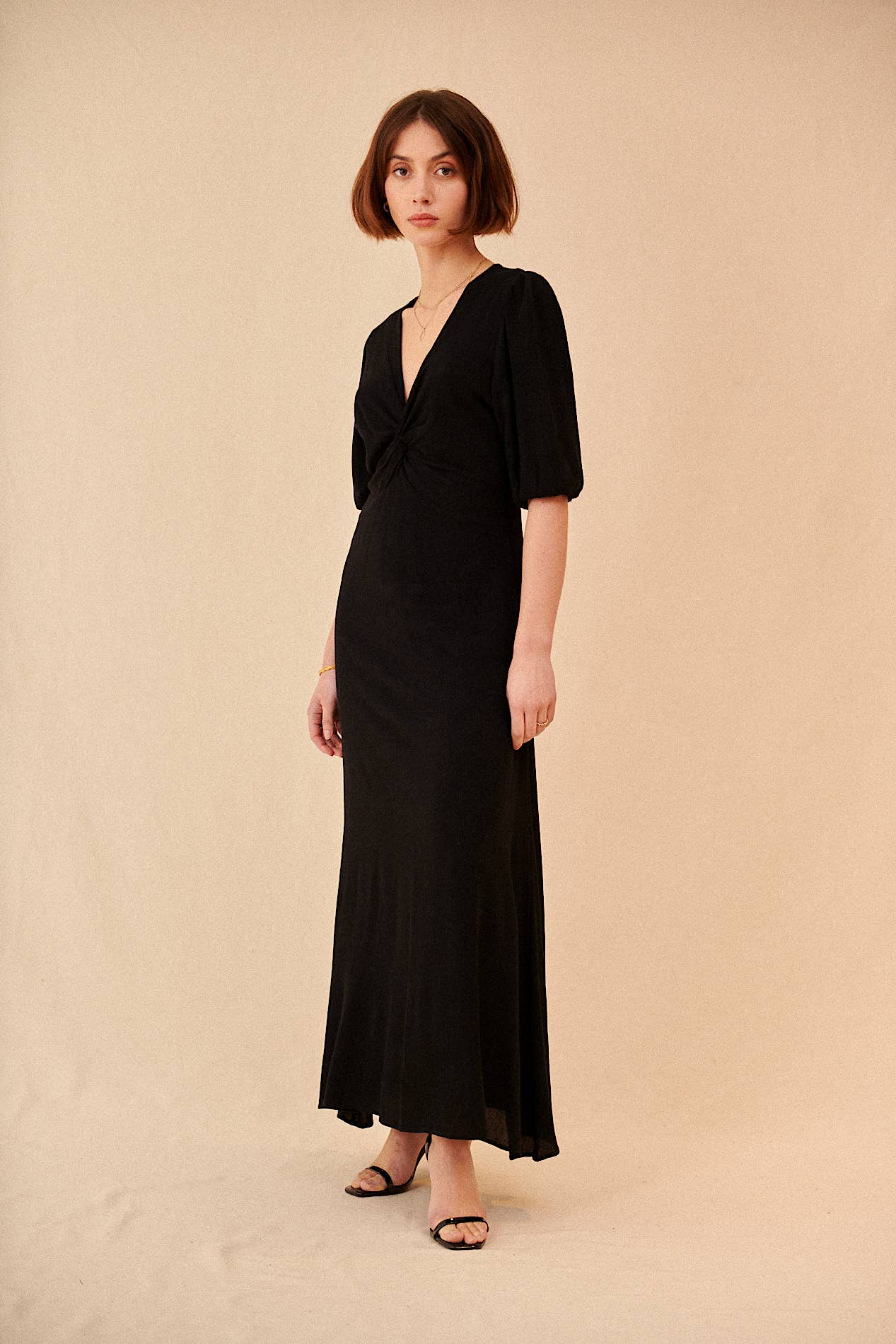 The Salma short sleeve midi dress