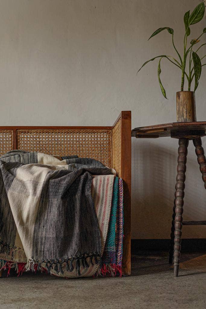 The Annahmol Rustic Linen & Cotton Throw