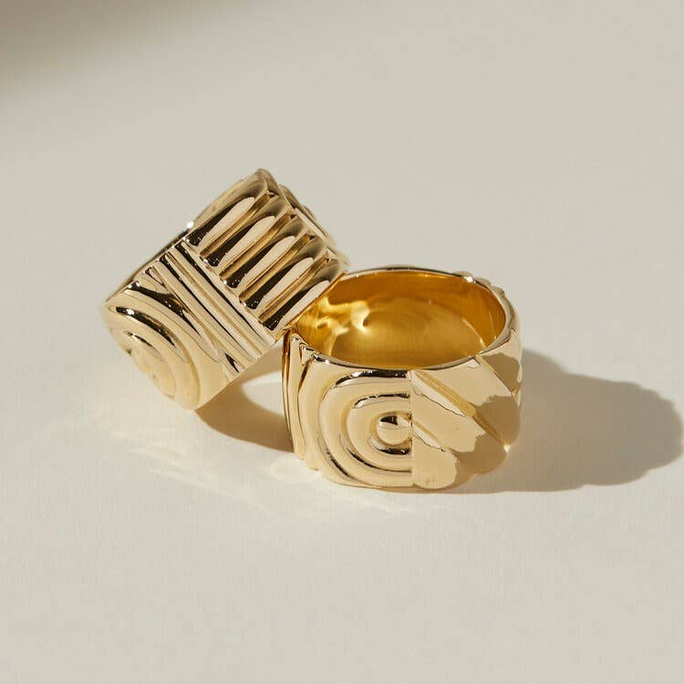 The Chloe Ring