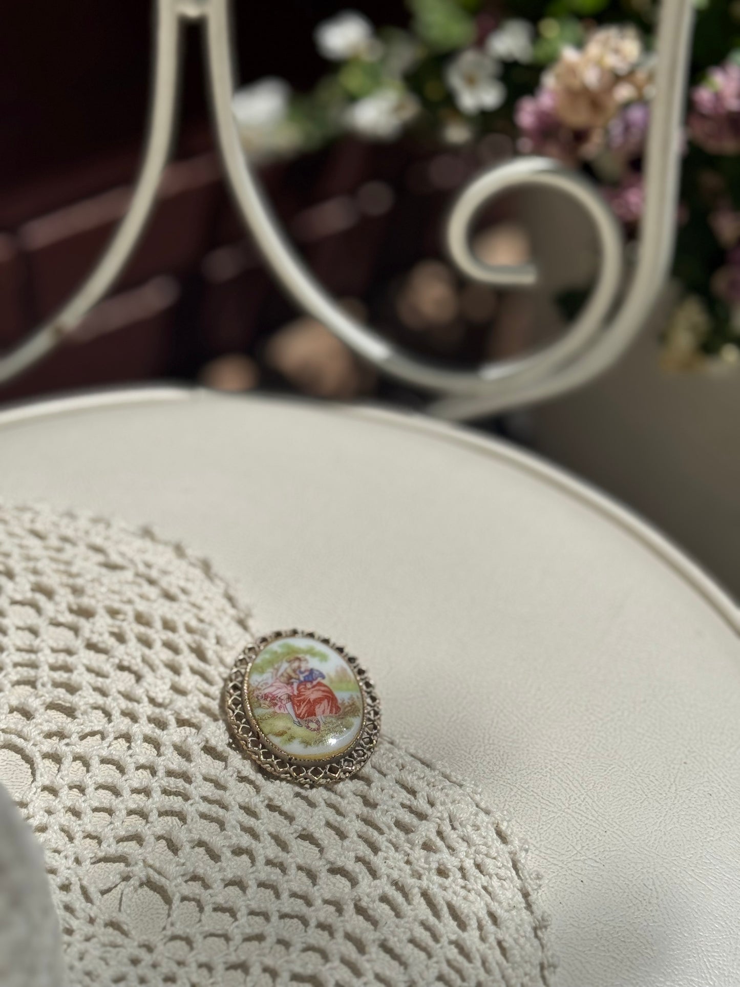 Vintage Victorian Cameo Porcelain Brooch
