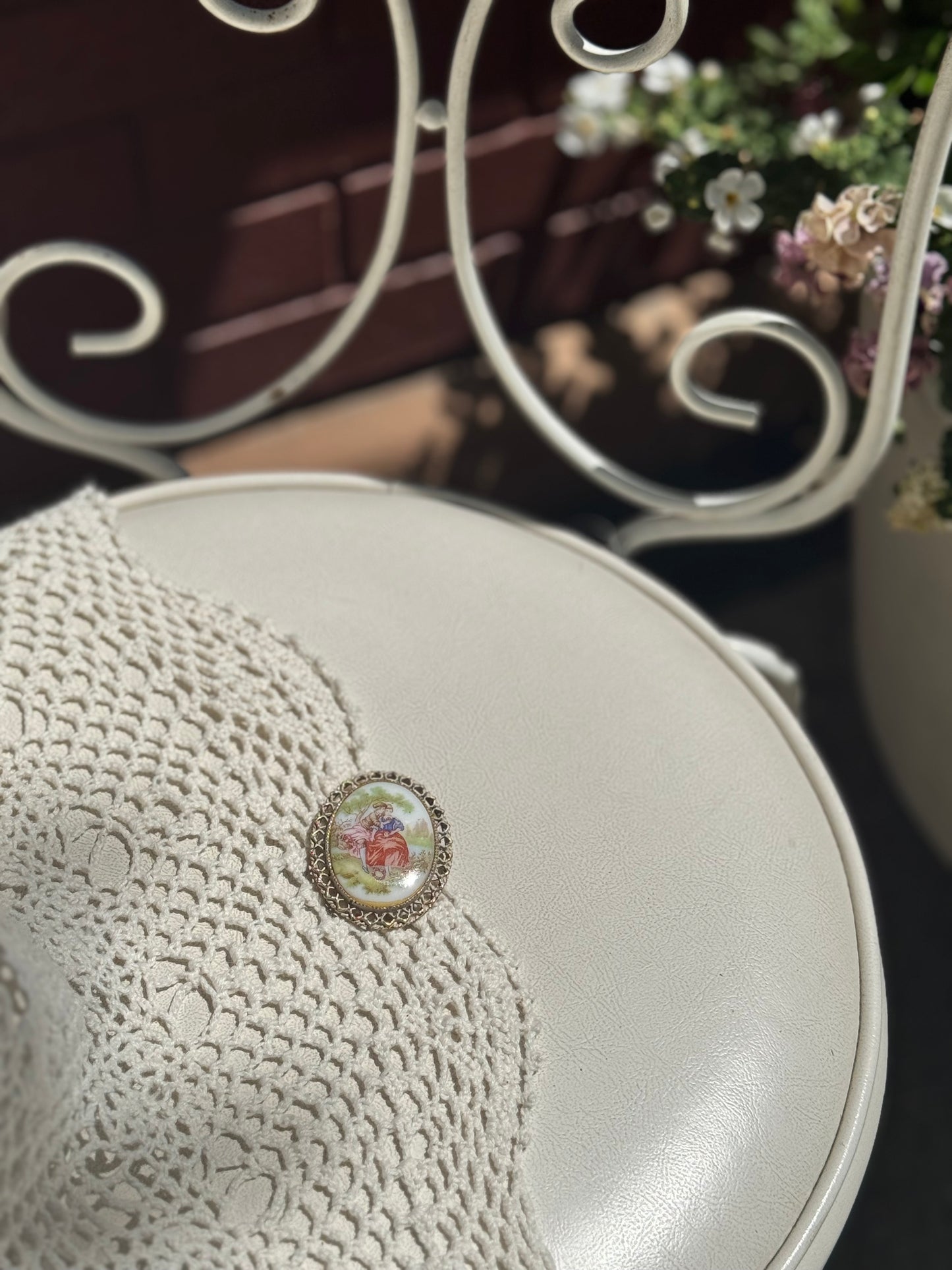 Vintage Victorian Cameo Porcelain Brooch