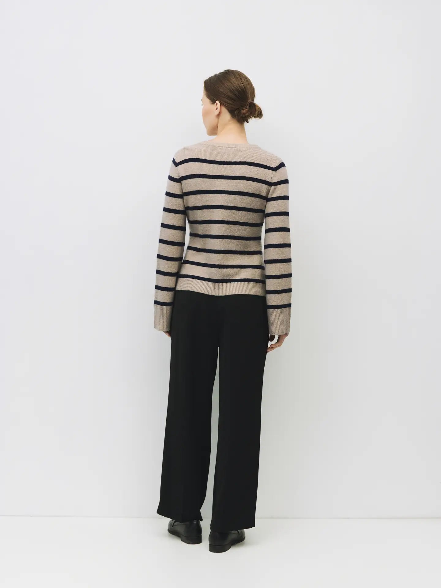 The Cindy Cardigan in Taupe & Navy