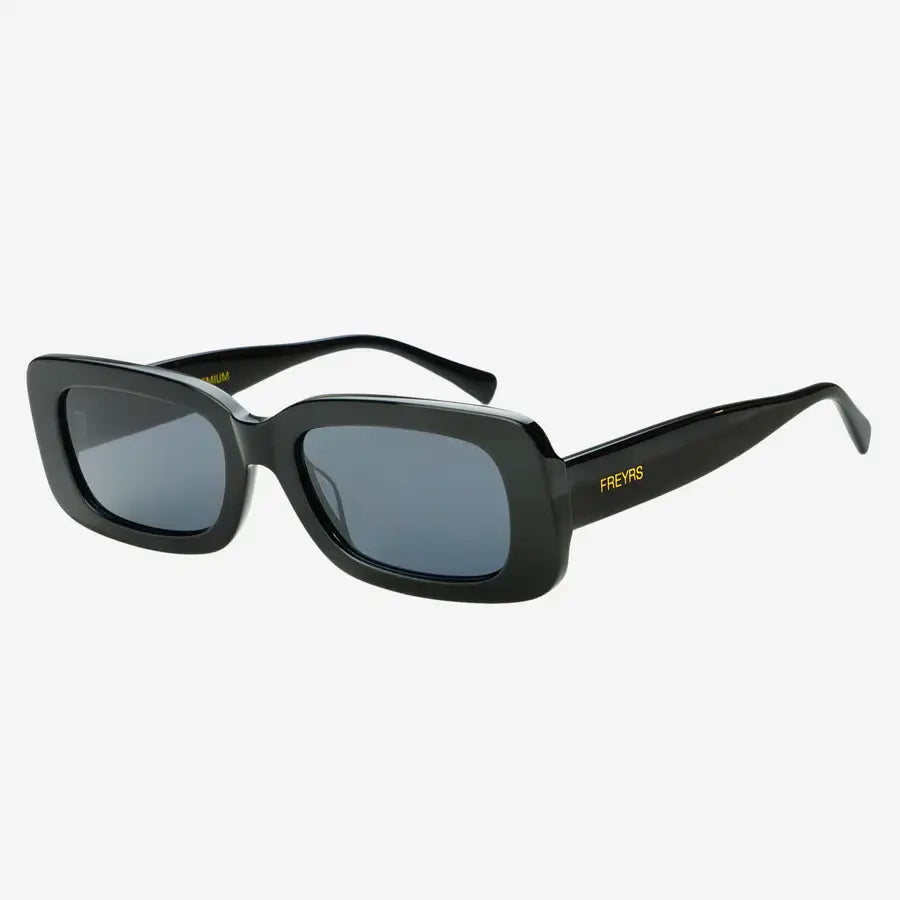 The Noa Unisex Sunnies in Black