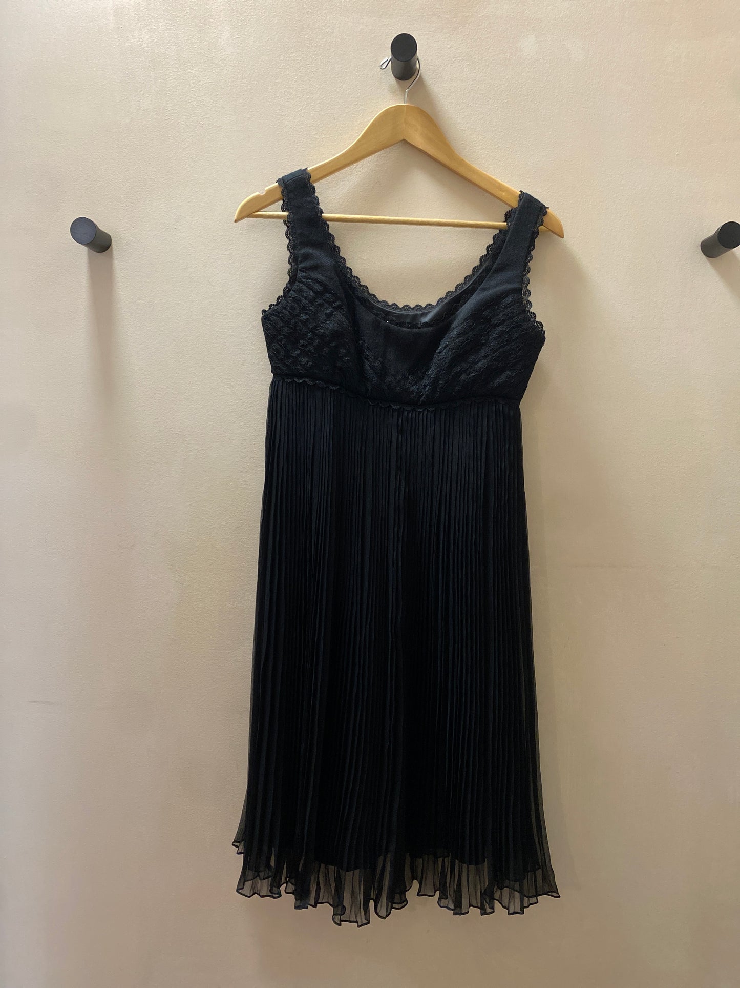 Vintage Shelli Segal Pleated Black Dress