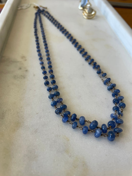 The Anderson Vintage 1970s Sapphire beaded necklace