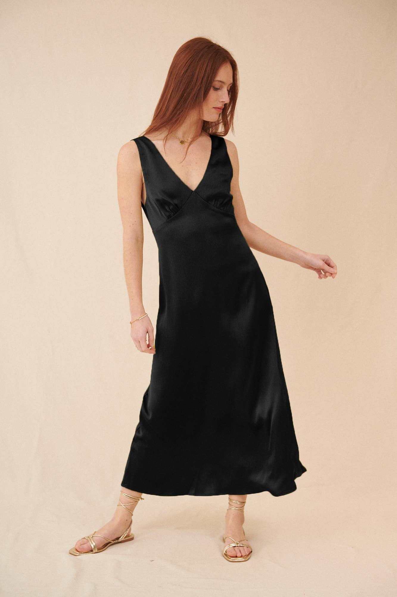 The Sable Sleeveless Dress in Noir