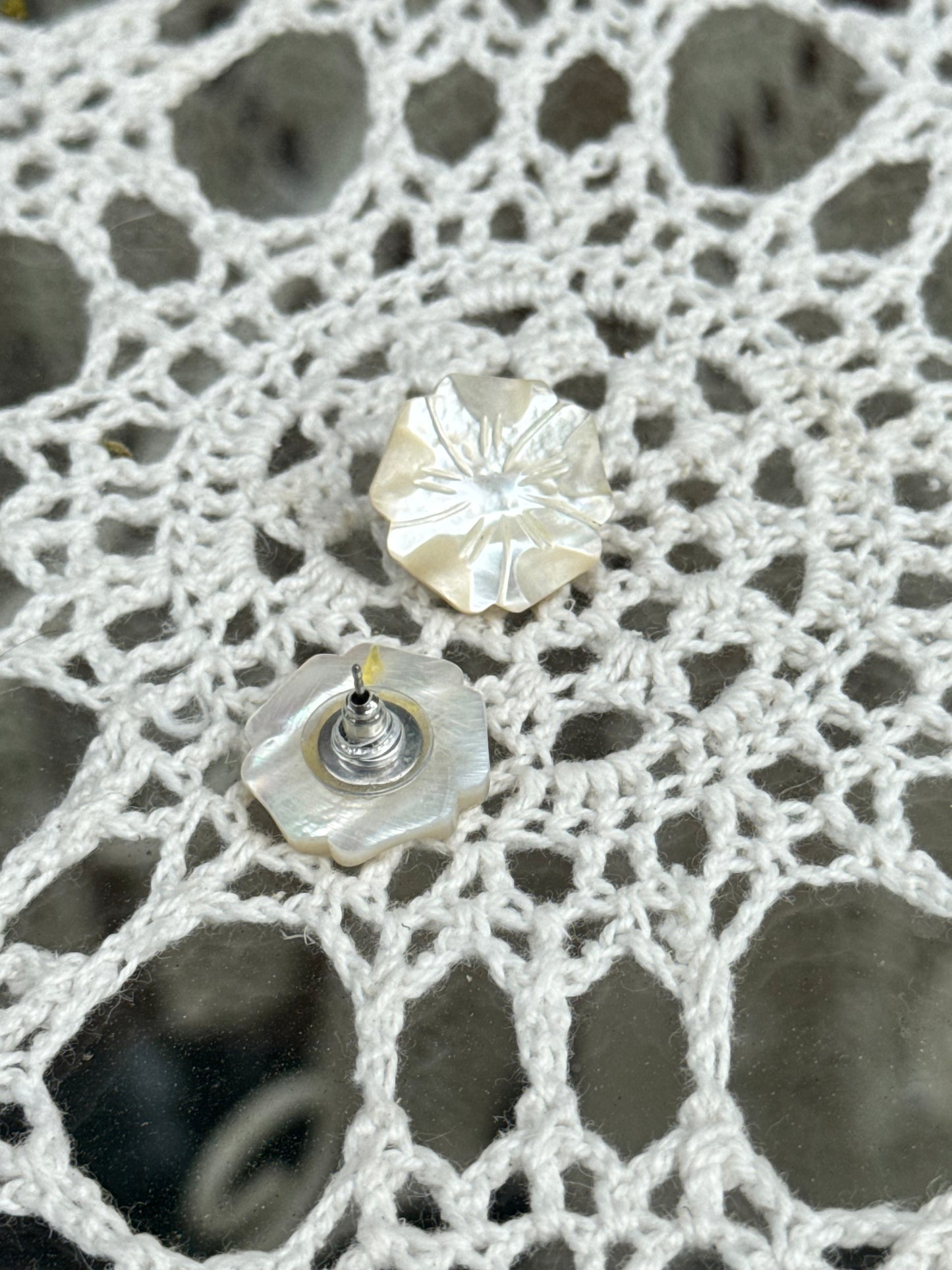 Vintage carved mother of pearl flower earrings