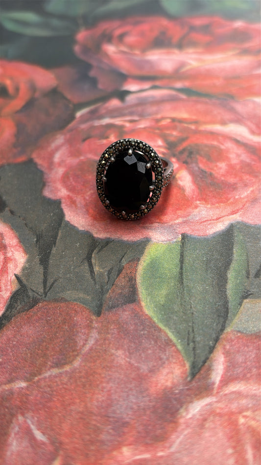 Vintage Black Onyx Deco Cocktail Ring