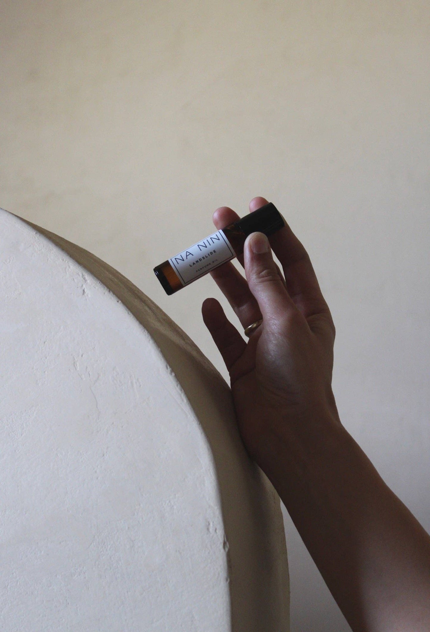 Landslide Perfume Oil by NA NIN / 10ml