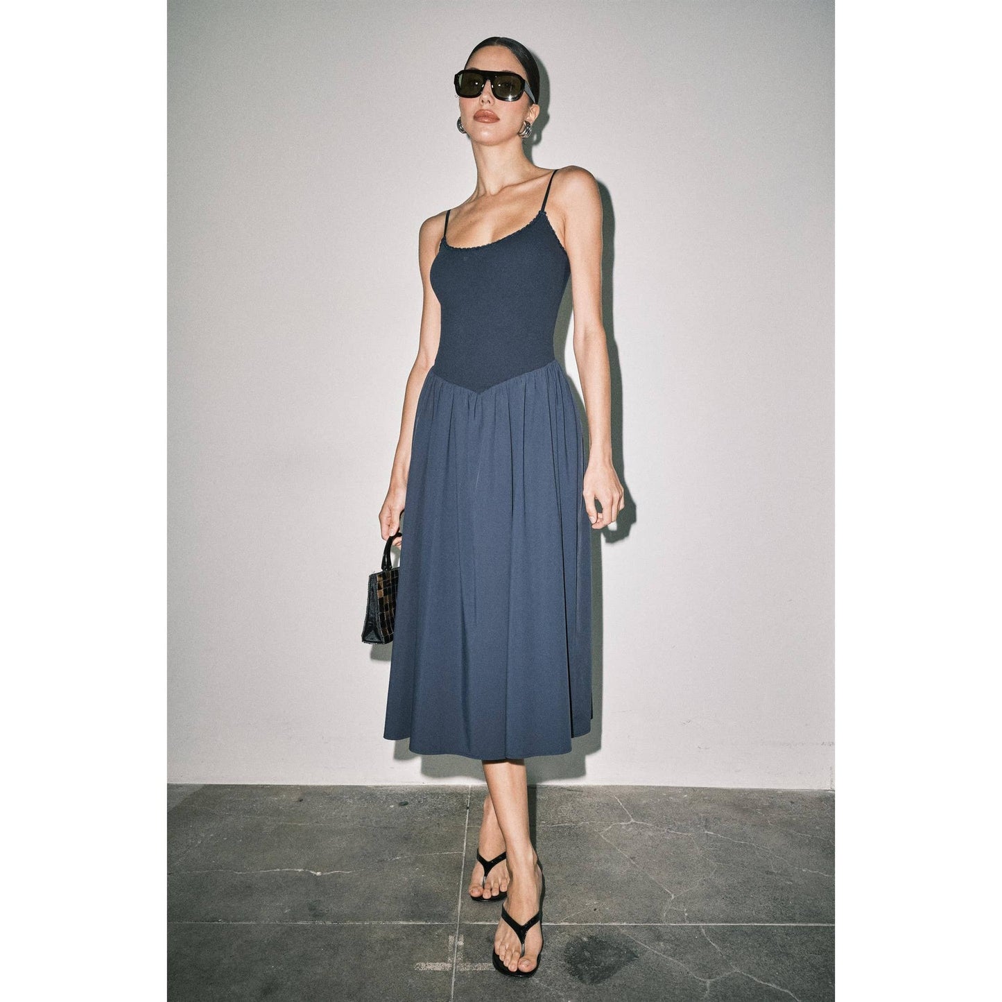 Chloe Contrast Midi Dress in Navy