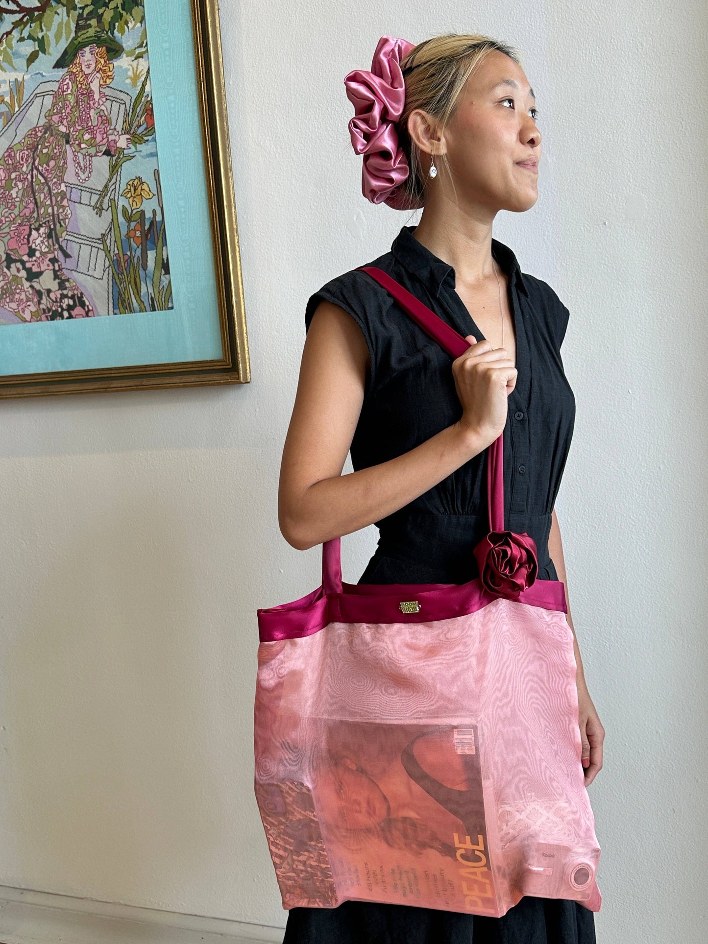 The Veronica Tote Bag in Peach