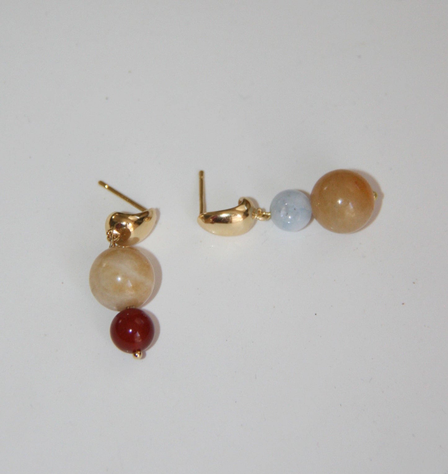 The Stevie Mismatch Gemstone Dangle Earrings in Gold/Yellow Topaz, Carnelian, Blue Agate