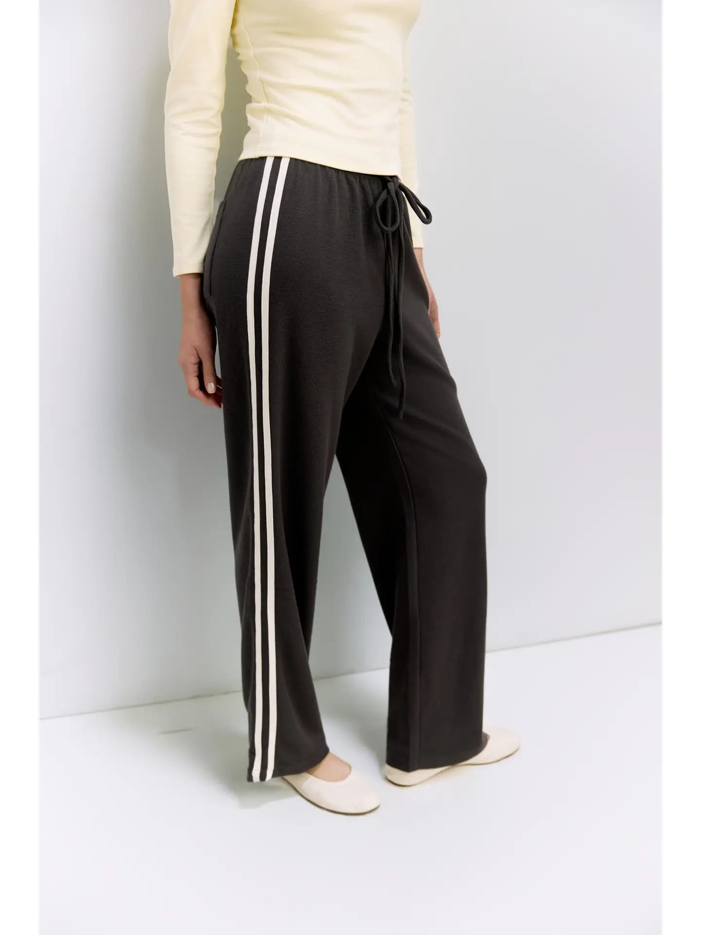 The Enzo Pants in Charcoal & Cream