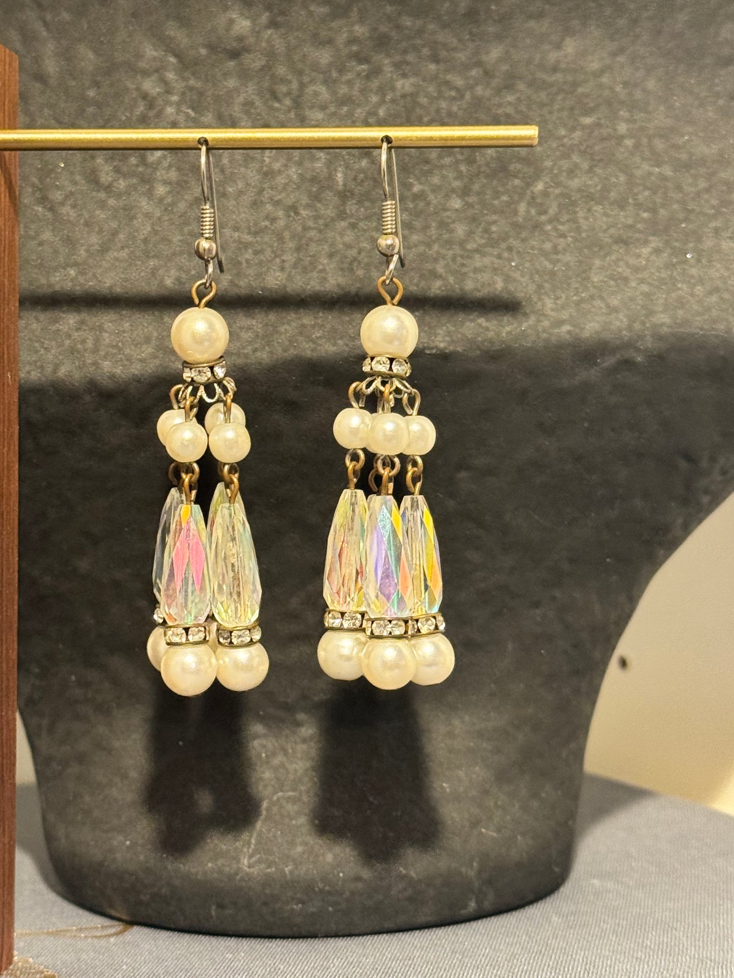 Vintage chandelier crystal & pearl dangle earrings