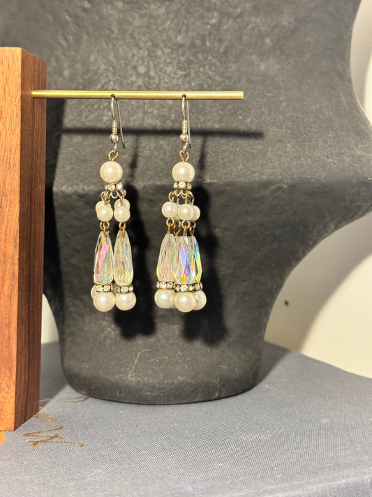 Vintage chandelier crystal & pearl dangle earrings
