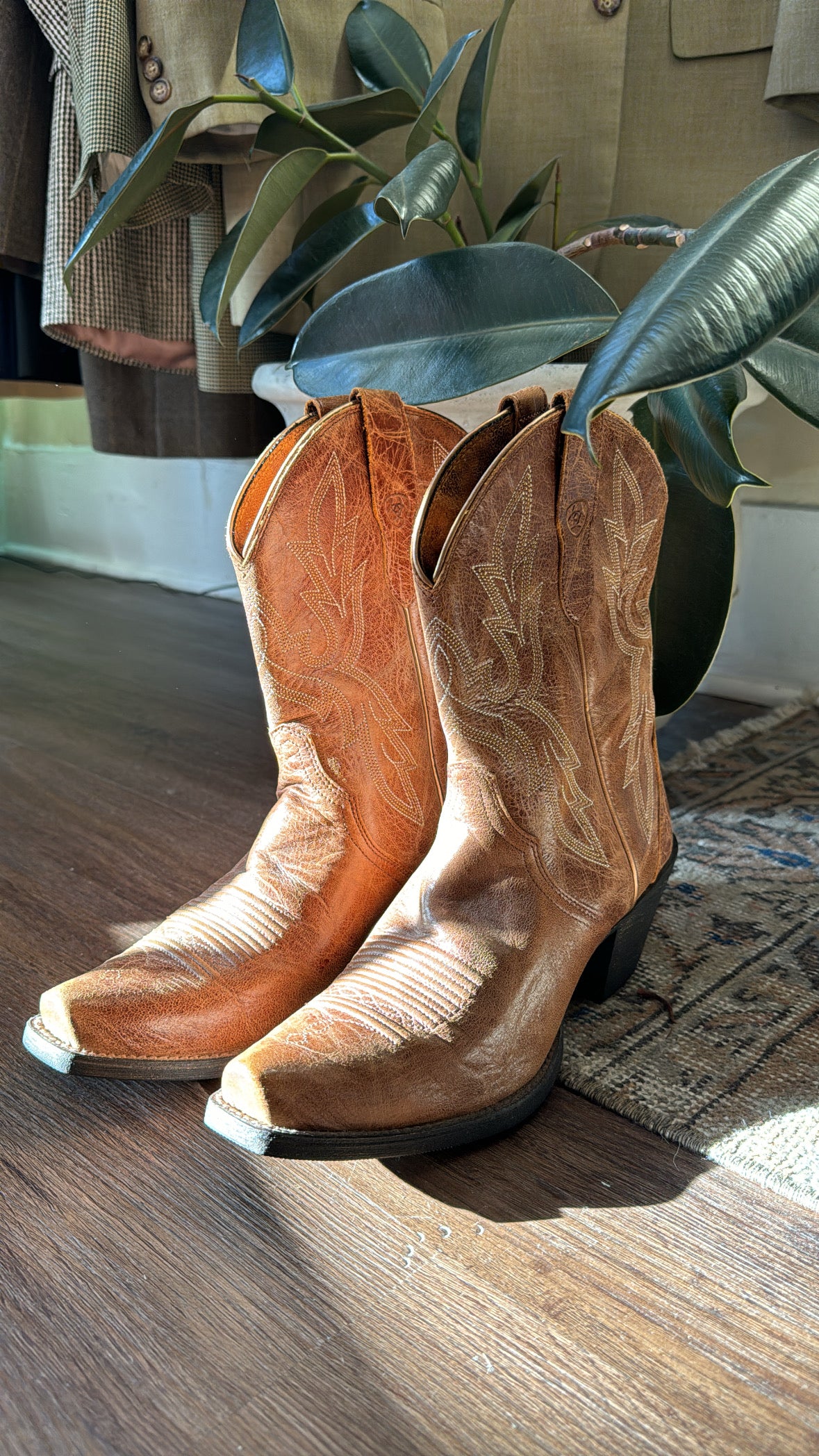 Ariat western leather boots