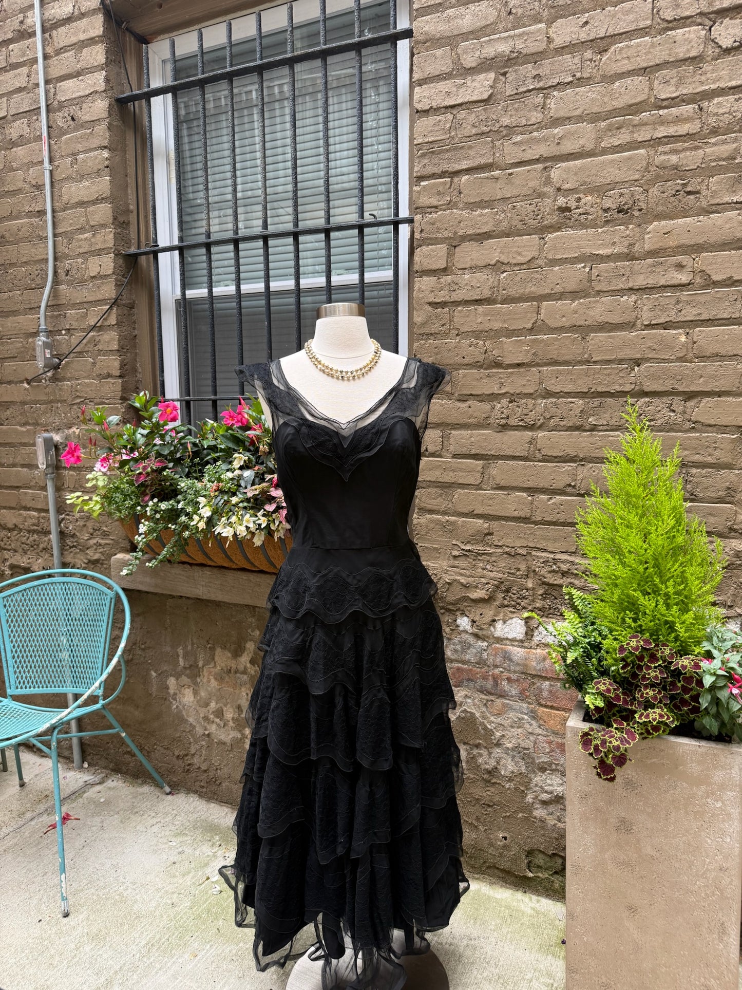 1950s Black Tiered Lace Chiffon Tulle Gown