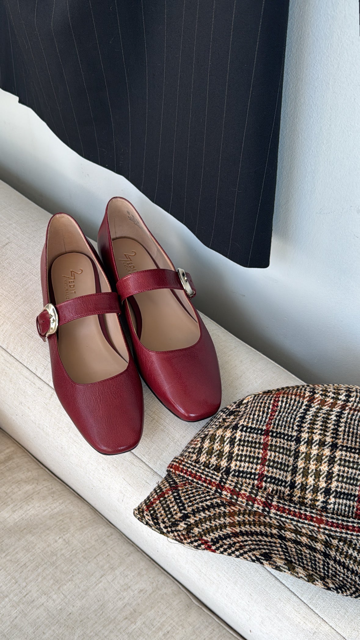 NWOT 27 Edit Naturalizer Mary Jane flat