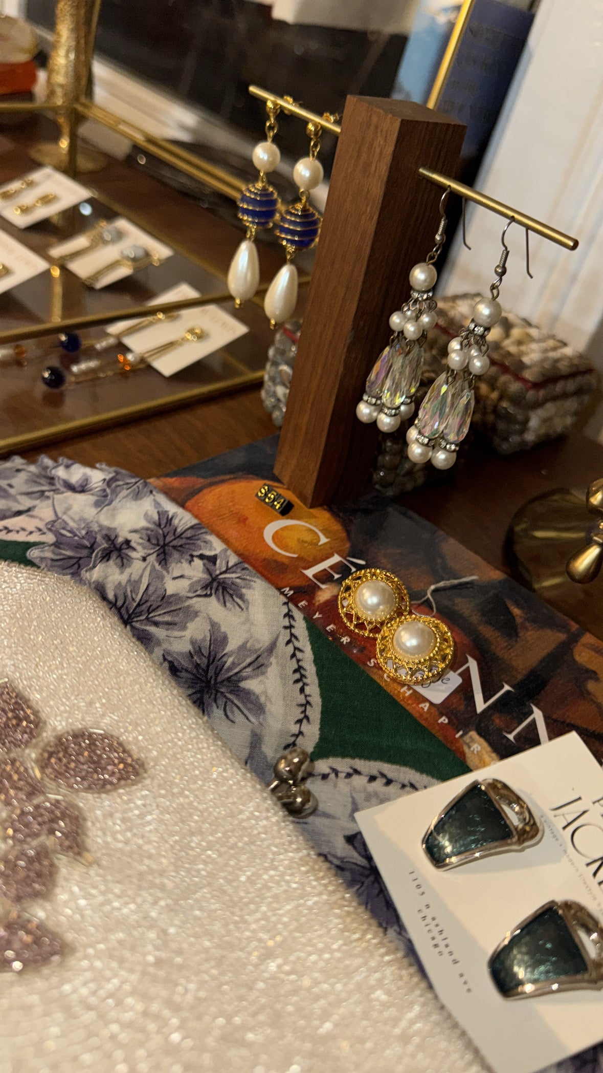 Vintage chandelier crystal & pearl dangle earrings