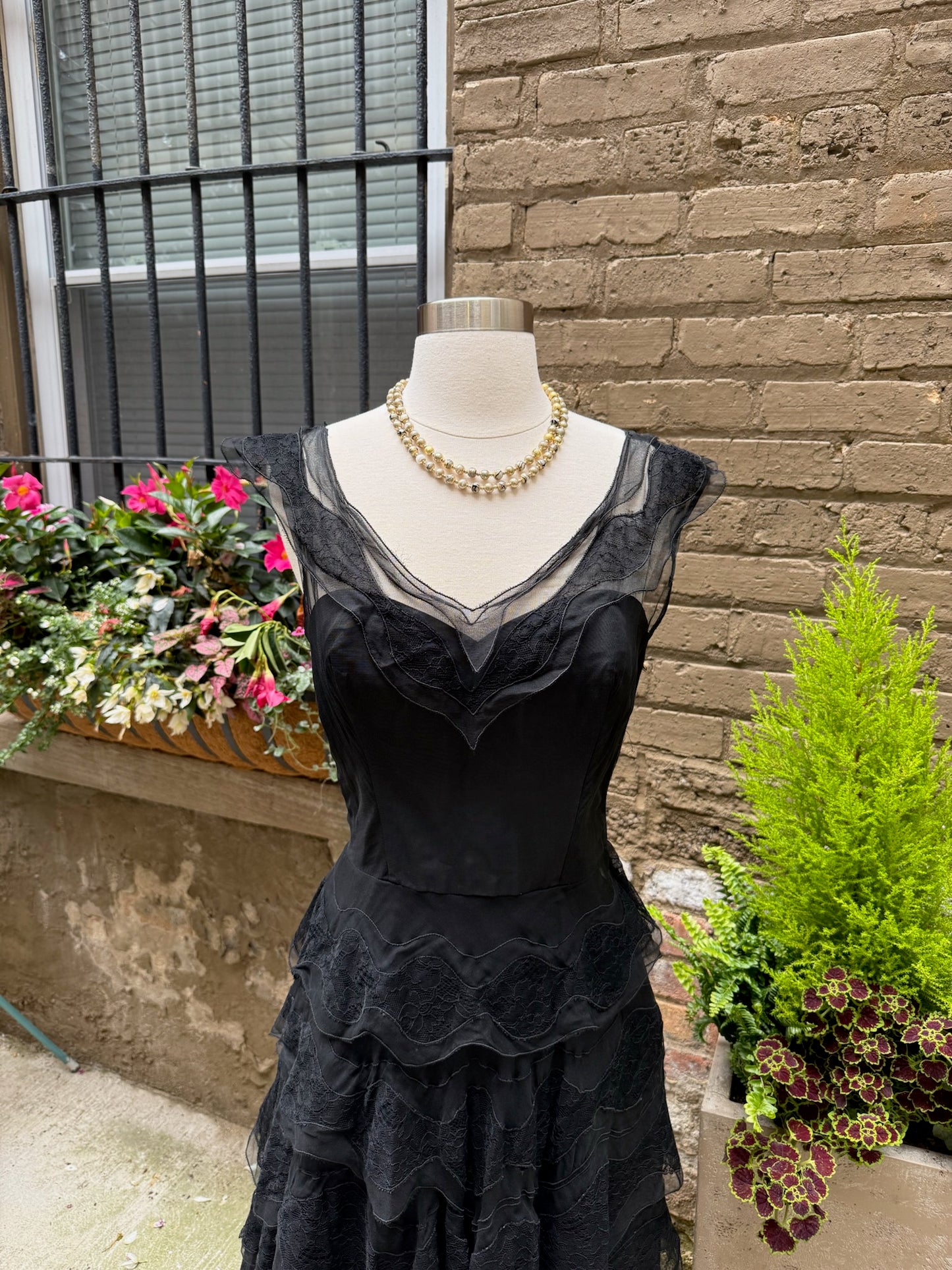 1950s Black Tiered Lace Chiffon Tulle Gown