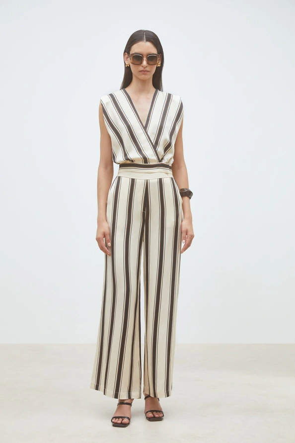 The Loane Top by Suncoo