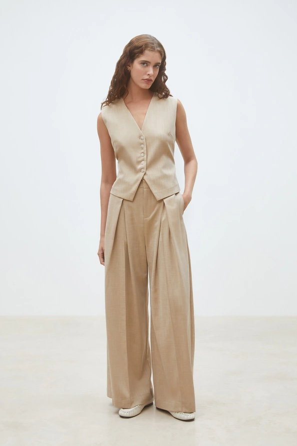 The Dylan Vest by Suncoo
