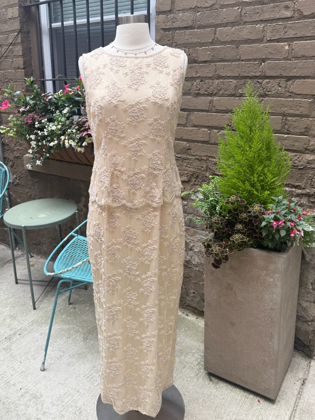 Sténary Petite Floral Beaded Dress