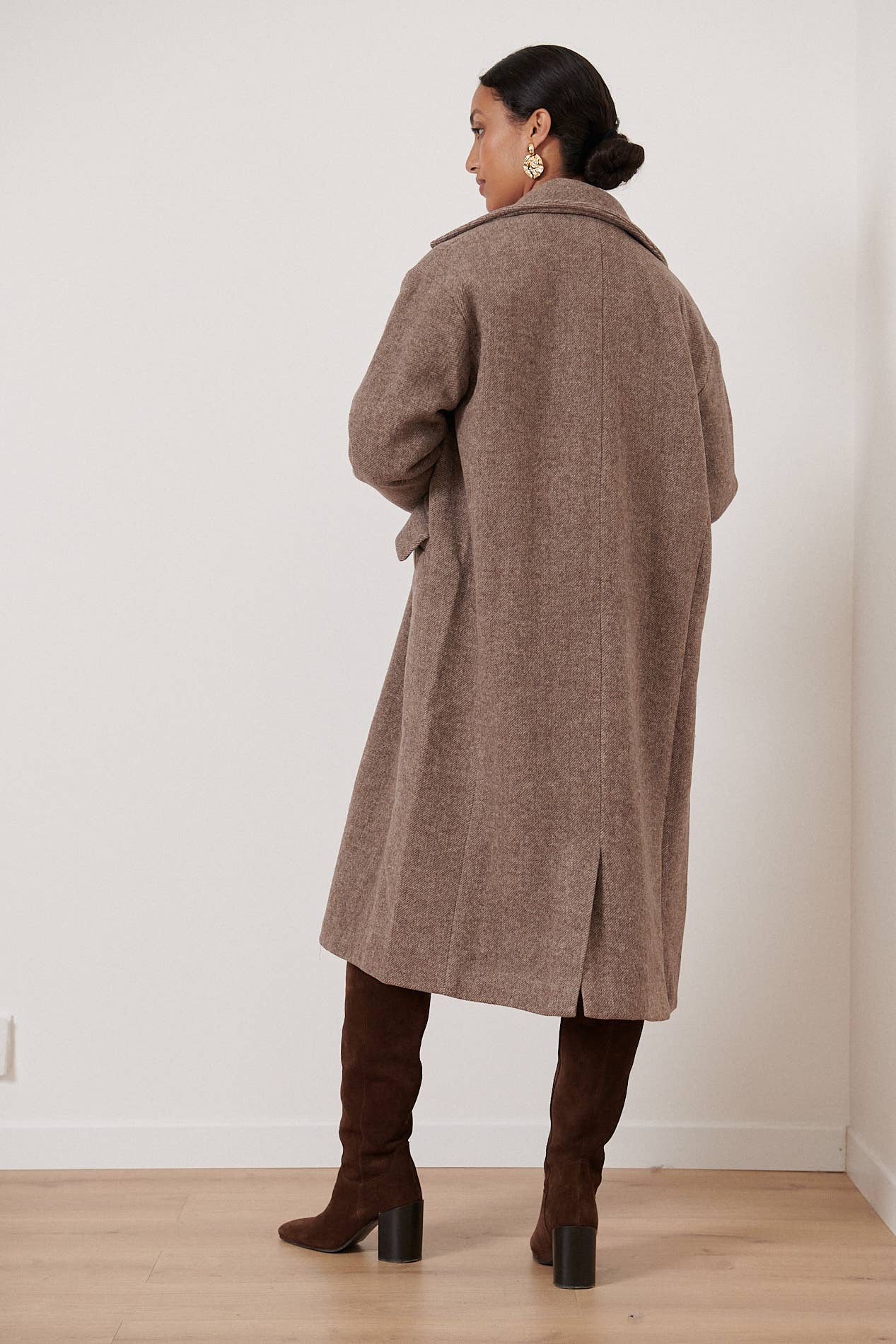 The Travis Wool Coat in Cappuccino