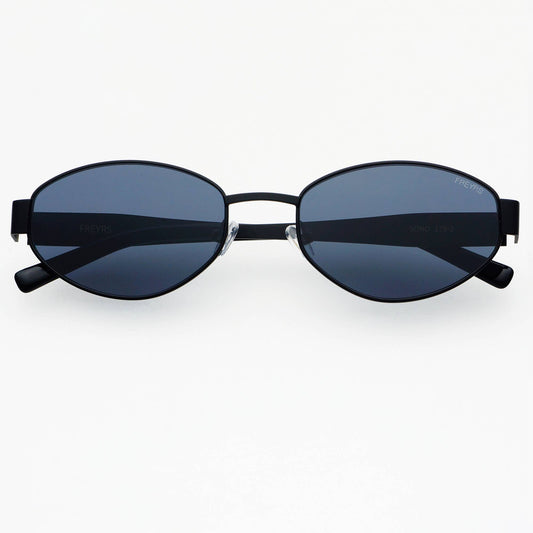 The Soho Oval Sunnies in Black