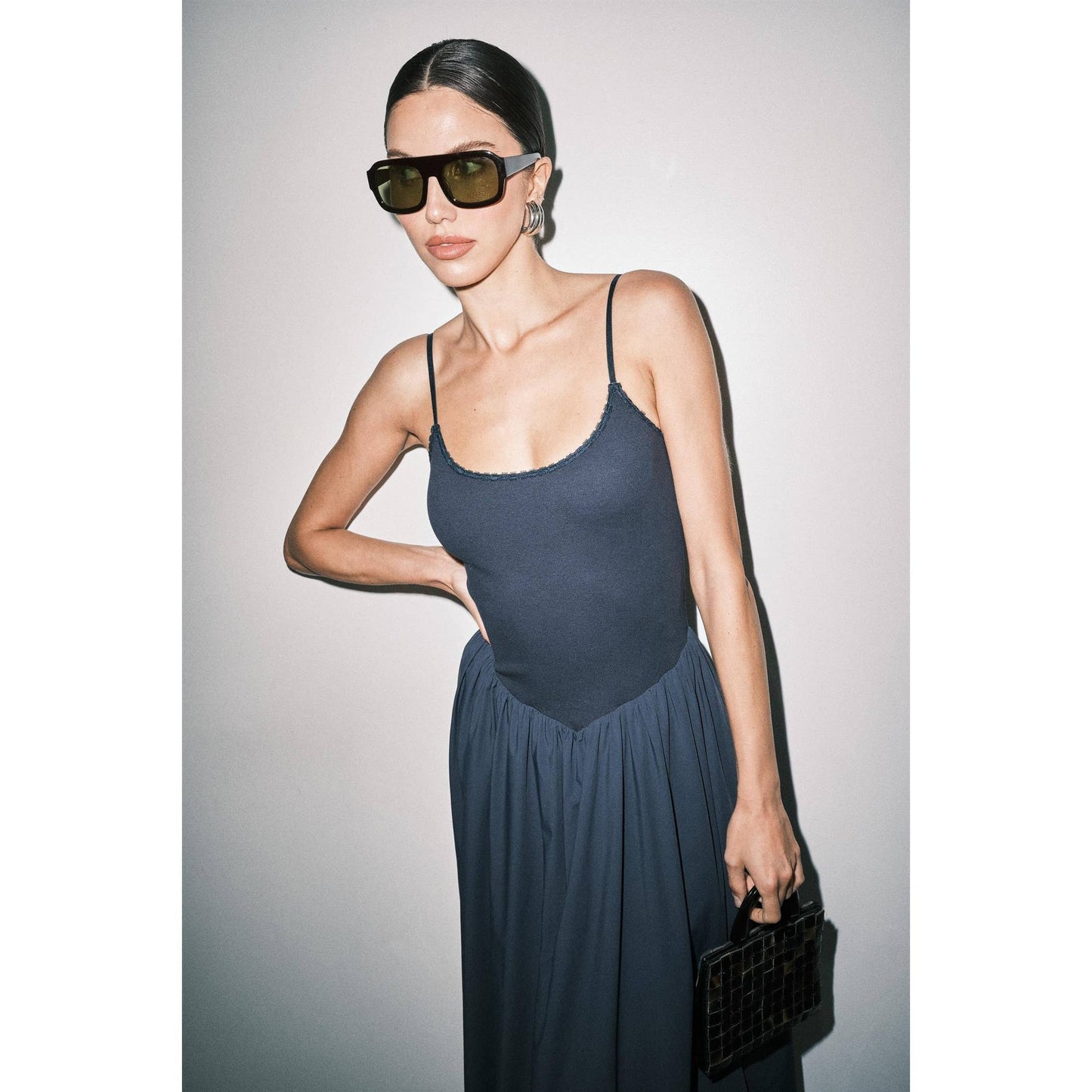 Chloe Contrast Midi Dress in Navy