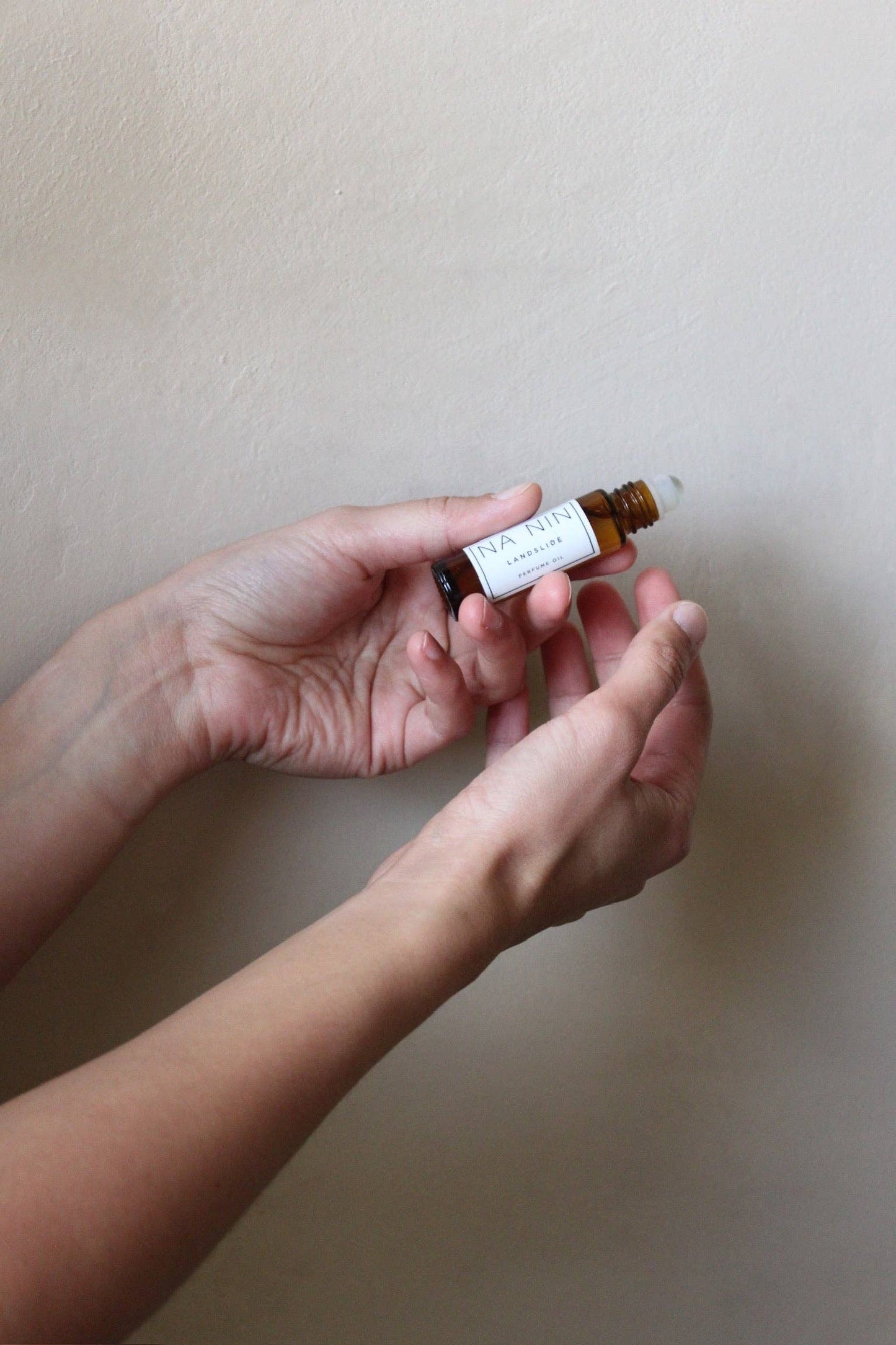 Landslide Perfume Oil by NA NIN / 10ml