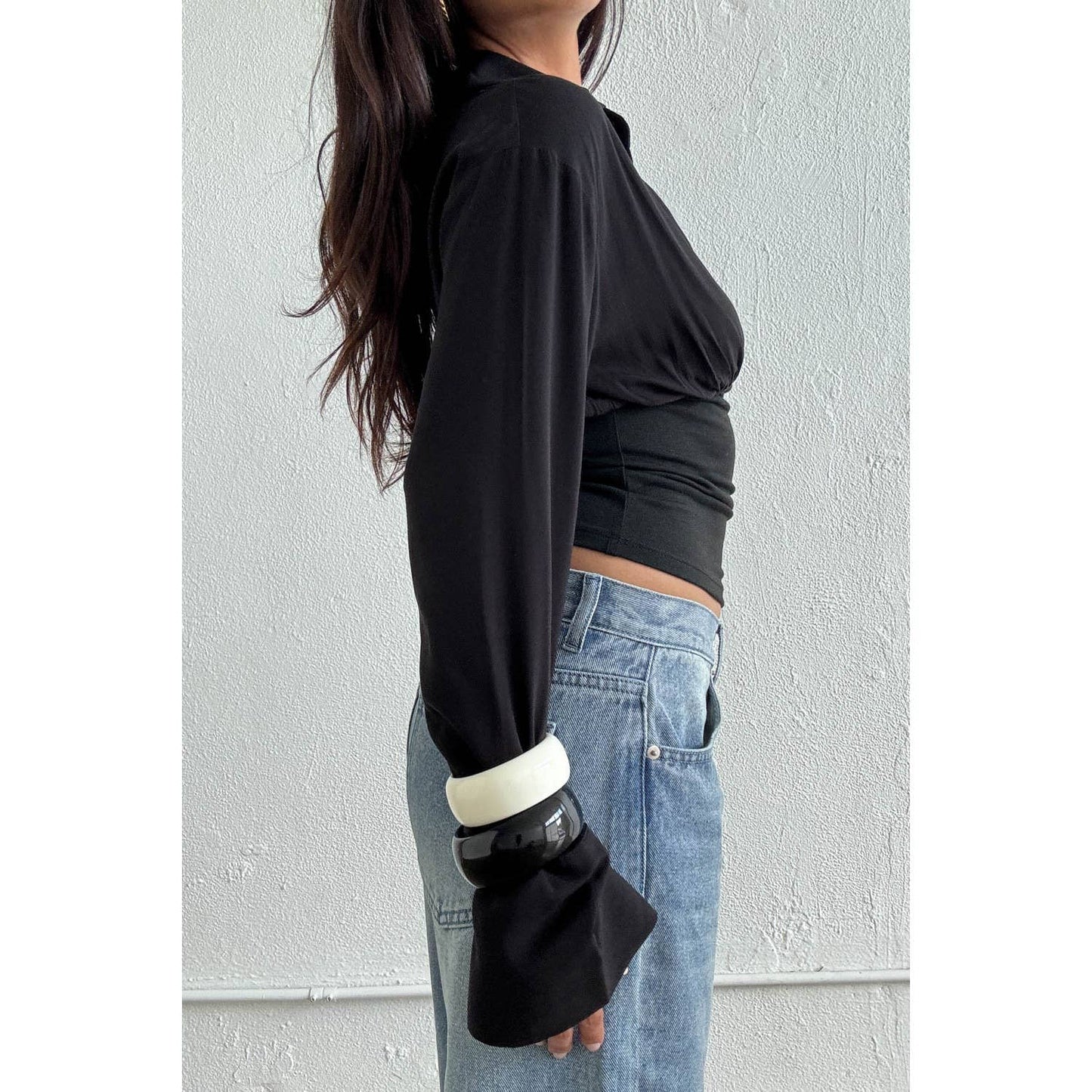 Half Button Down Fitted Waist Shirt in Black