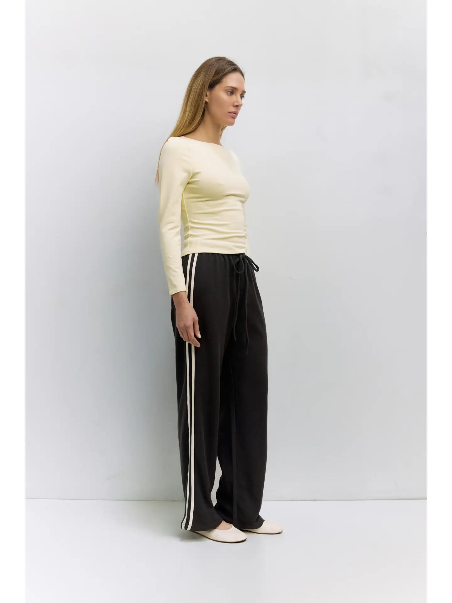 The Enzo Pants in Charcoal & Cream