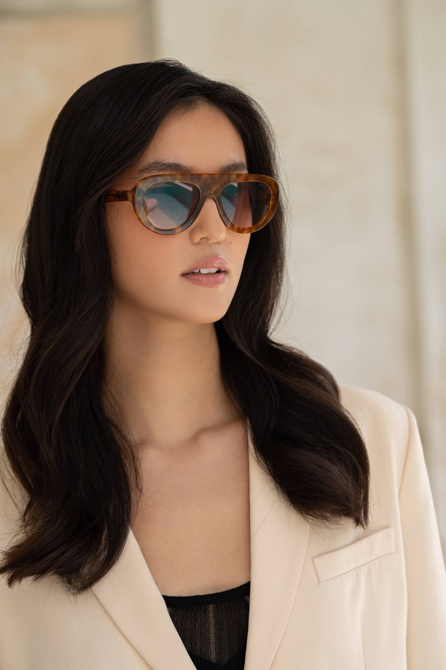 The Jenna Aviator Sunnies in Honey Tortoise