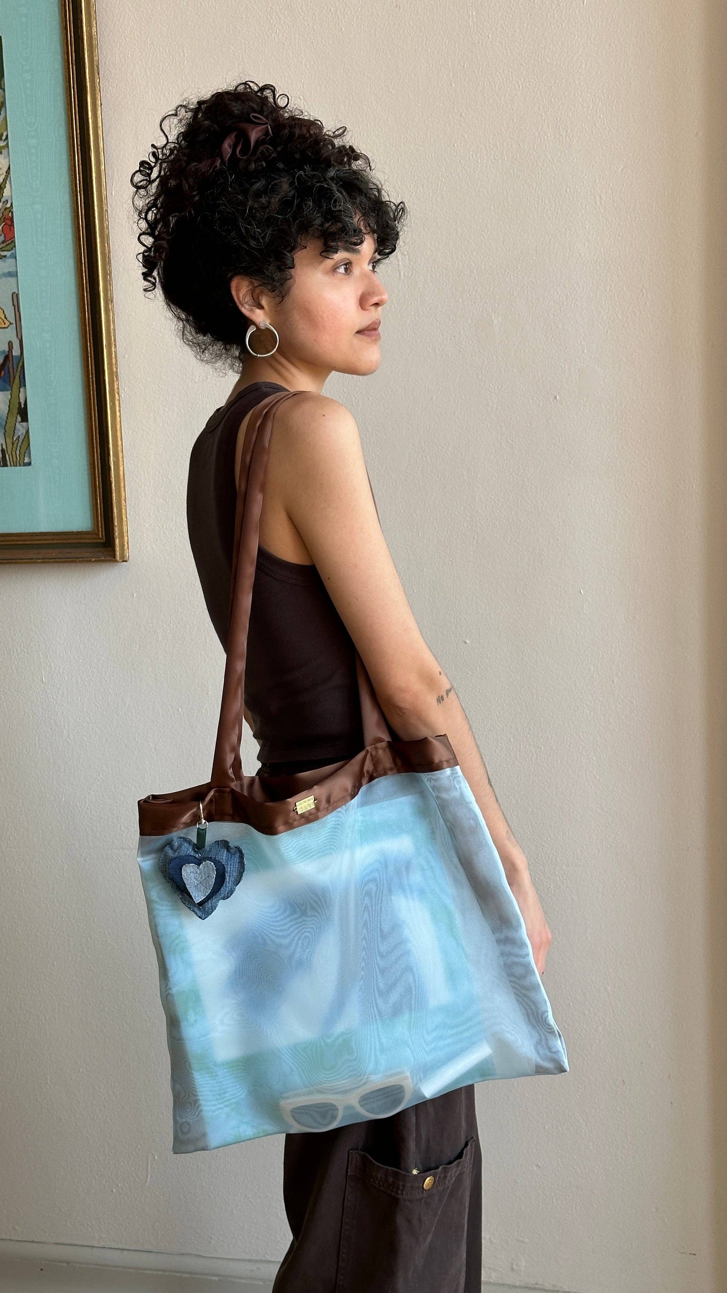 The Veronica Tote Bag in Sky Blue